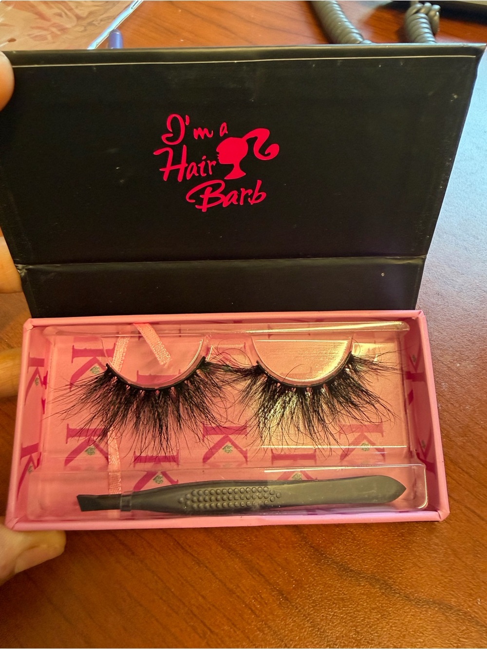 Dramatic Black Mink Lash Set with Applicator